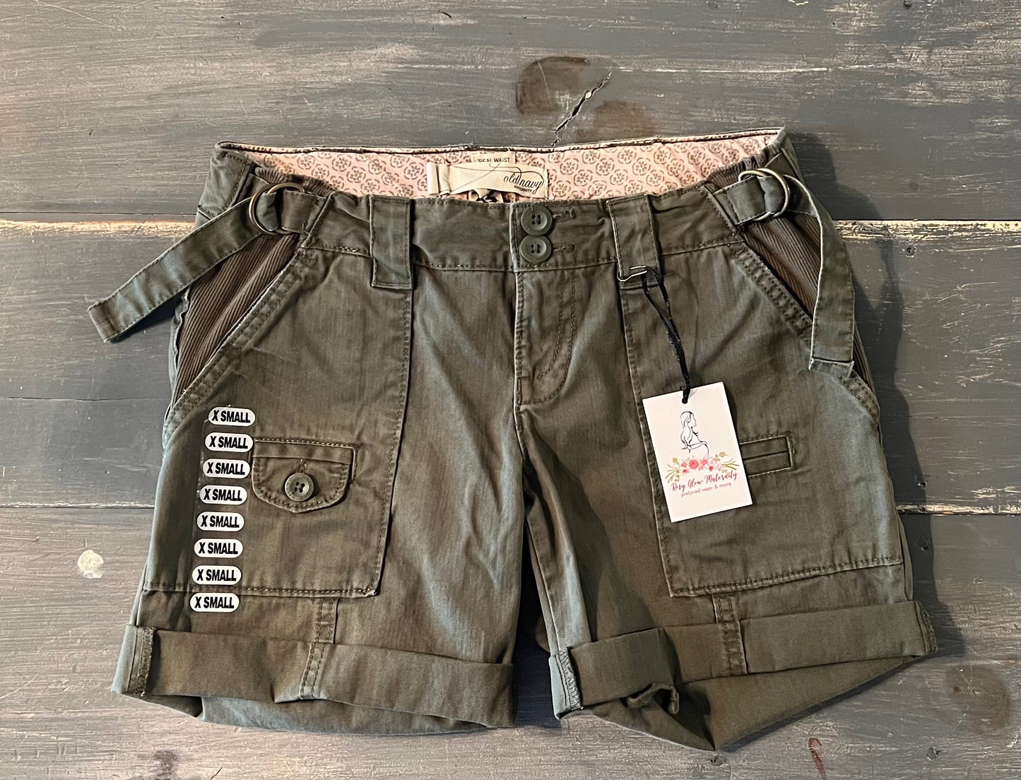 Side panels w/buckles 5.5" casual shorts, Olive