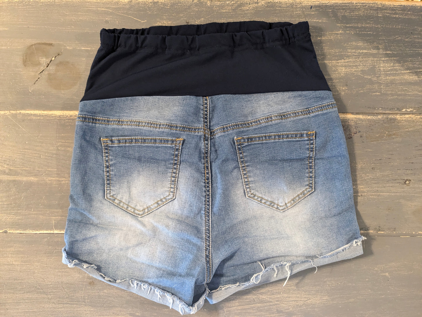 Full panel 2" cuffed hem denim shorts, Medium wash