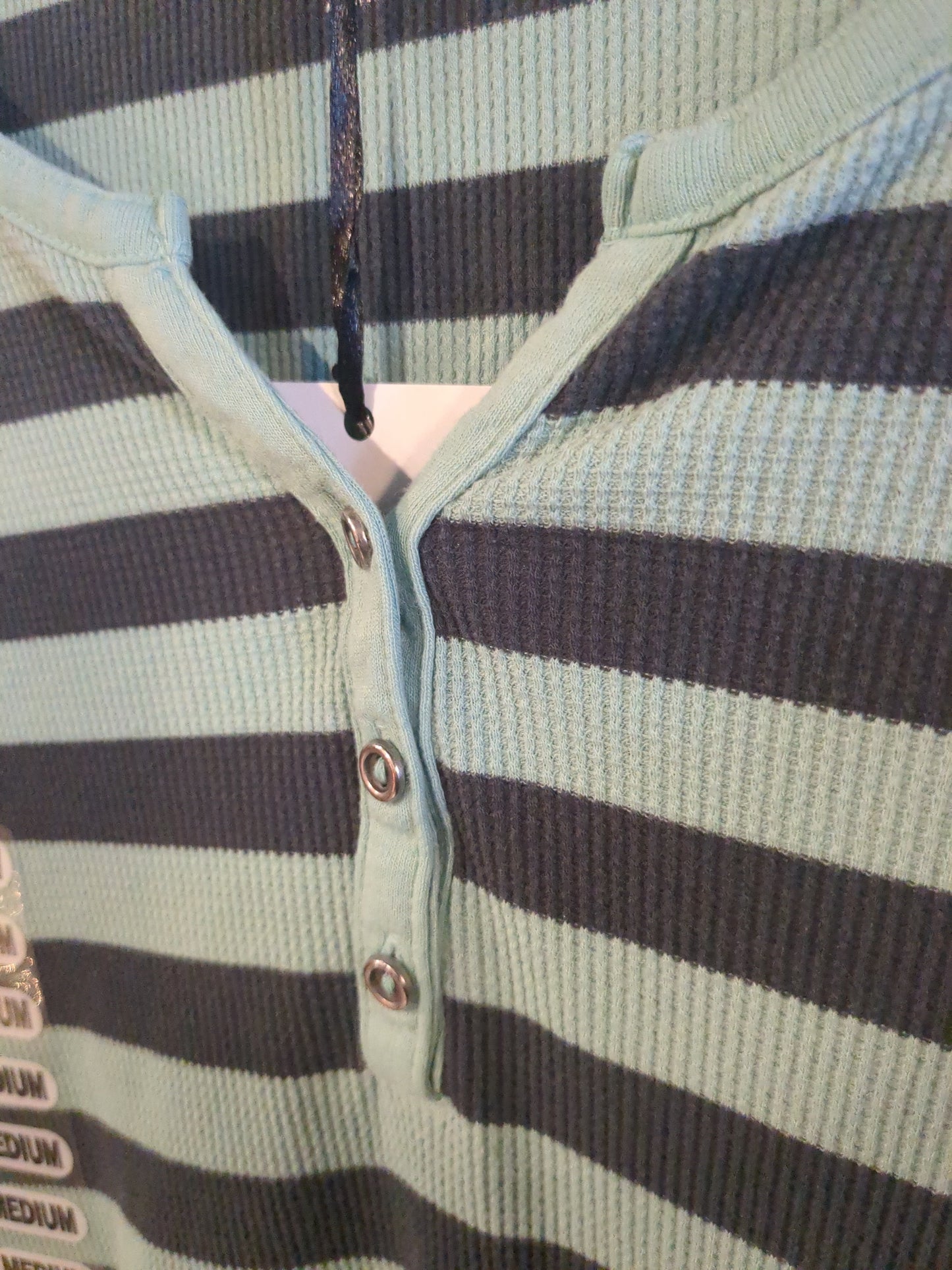 Quarter button fitted thermal LS top, Mint stripes