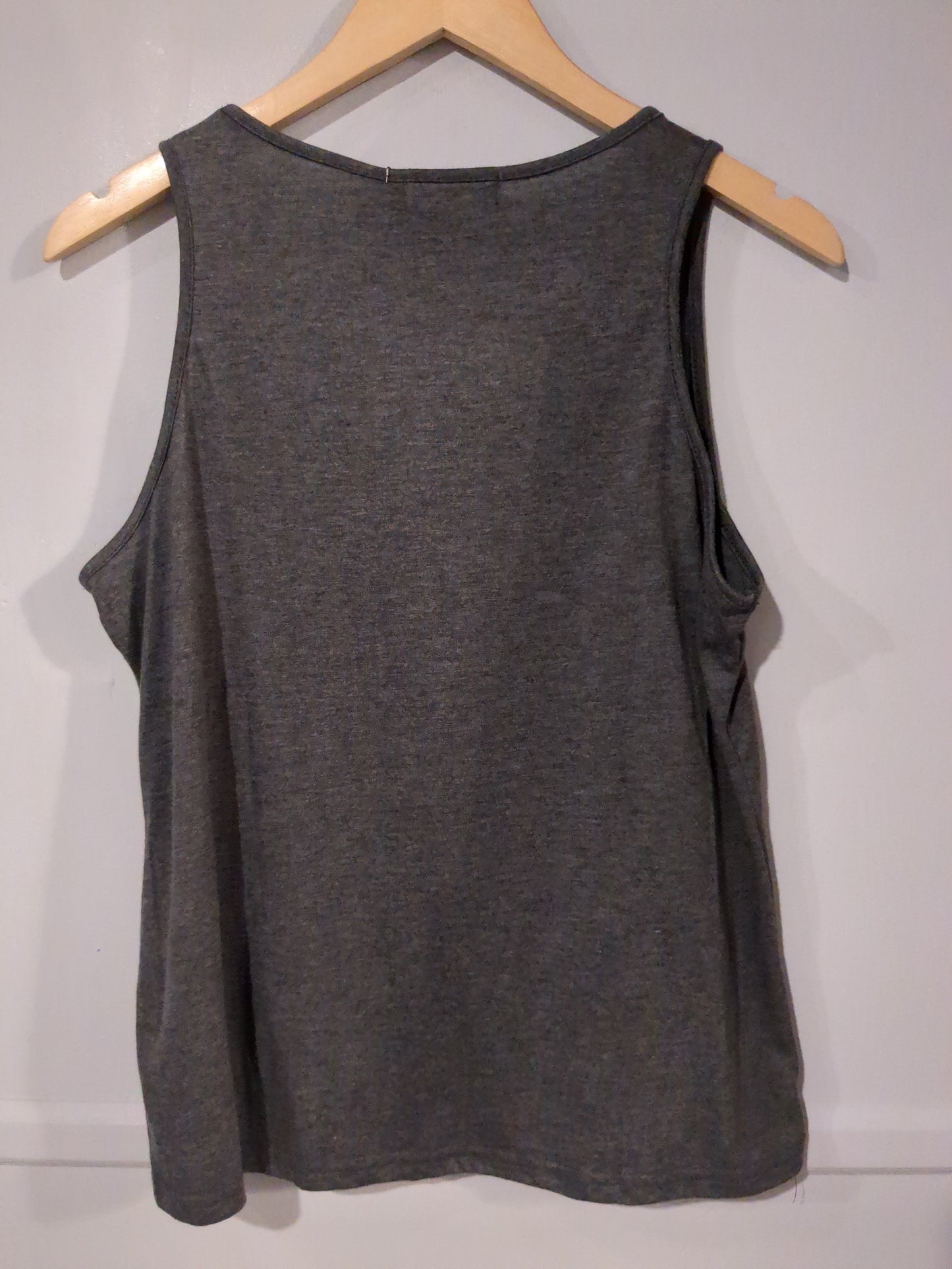 Babywearing kangaroo pouch round neck tank, Grey