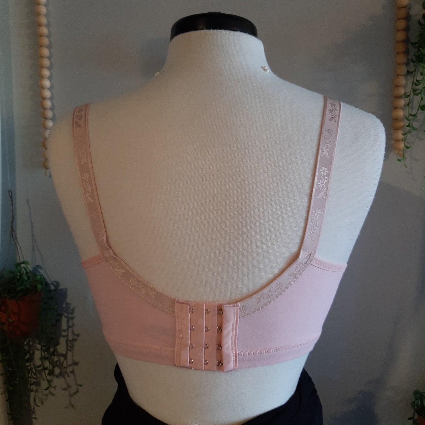 Clasp strap nursing lace trim bra, Pink